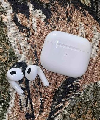 Продам airpods 3 оригинал