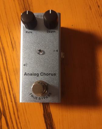 Analog Chorus педаль для электрогитары