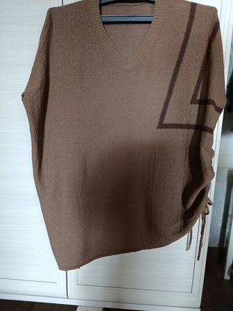 Женский костюм