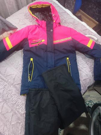 Лыжный костюм для девочки