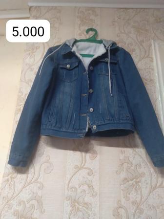 Продам теплую джинсовую