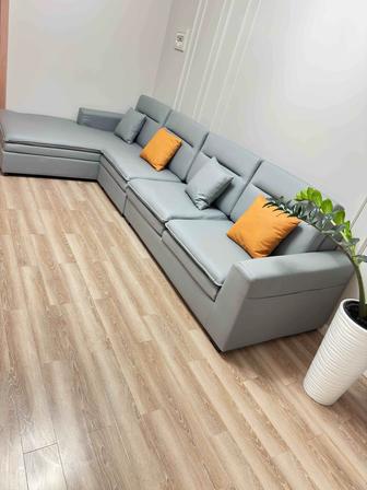 Срочно продам новый диван