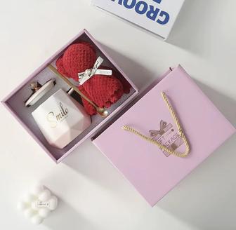 Стакан и полотенце