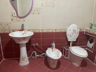 Продам комплект унитаз, раковина и биде