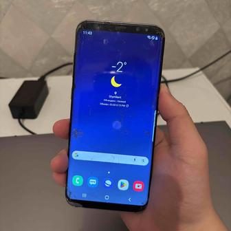 Смартфон Samsung Galaxy S8 Plus