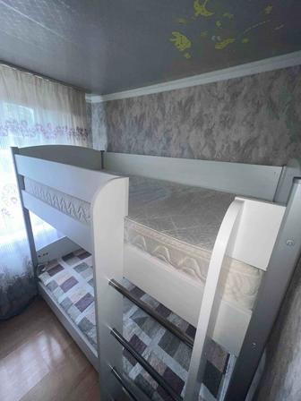 Продам кровать двухъярусную