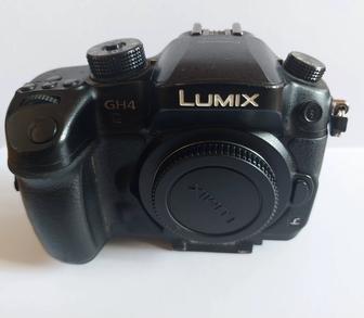 Panasonic Lumix GH4