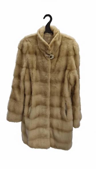 Норковая шуба Б/У