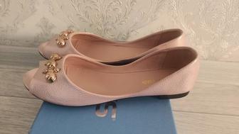 Женские балетки