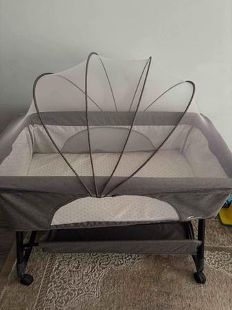 Продаю кроватку
