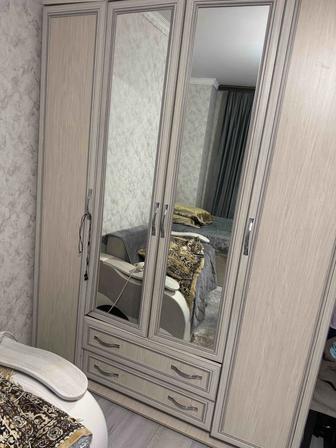 Продам шифоньер