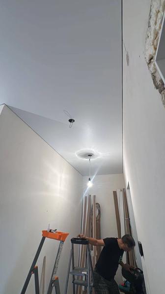 Натяжные потолки любой сложной, на ваш вкус.