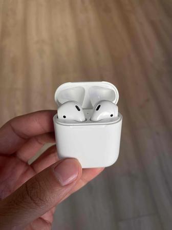 Apple Airpods в идеальном состоянии