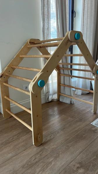 Детские игрушки кухня, стол детский и спортивный комплекс Valdi