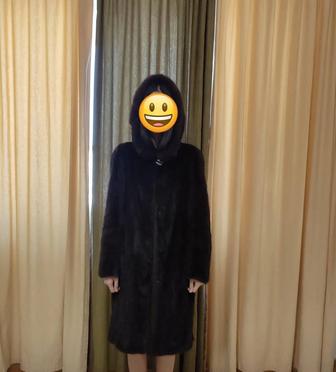 Продам норковую шубу