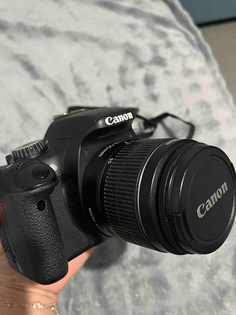 Фотокамера Canon 550d