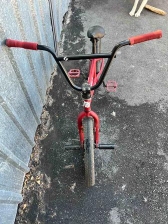 Продается трюковой велосипед BMX