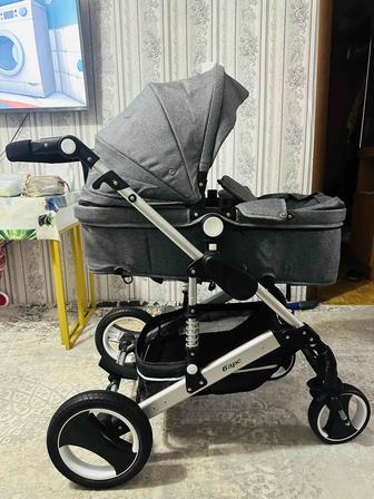 продам детскую коляску