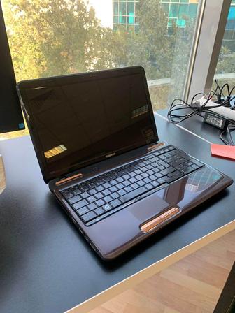 Toshiba satellite (cломан)