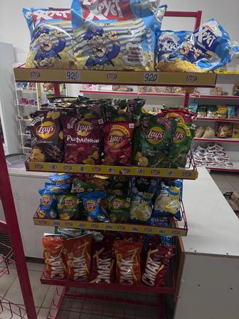 Железные стеллажи