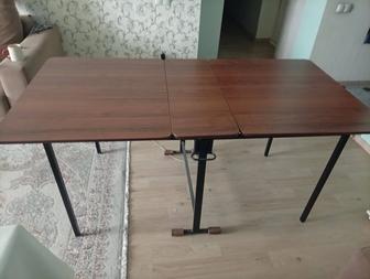 Стол книжка