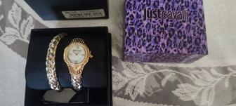 Продам наручные женские часы
