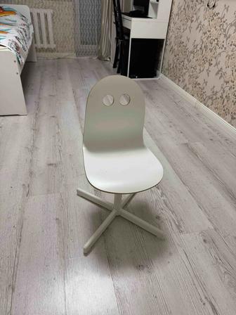 Продам стул для школьника