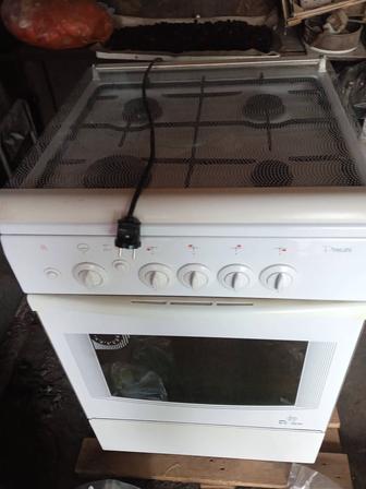 Продам газовую плиту б/ у