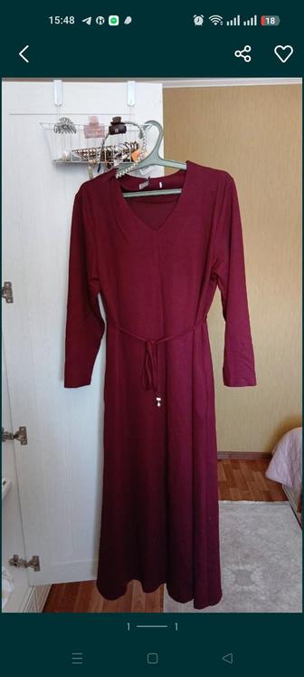 Продам женское трикотажное платье