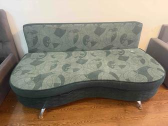 Продам б/у диван раскладной
