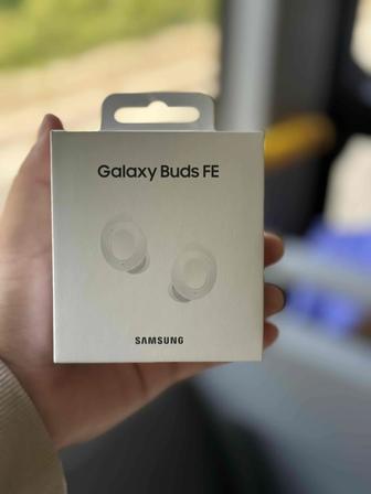 Продаются беспроводные наушники от Samsung - Galaxy Buds FE. Новые,
