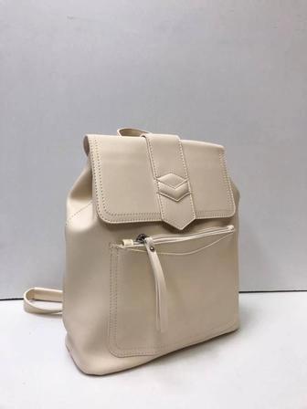 Женские рюкзаки