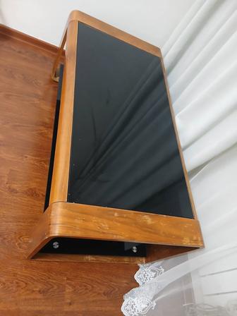 Журналный стол