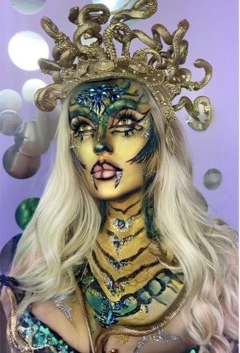 Прокат и продажа карнавальных костюмов