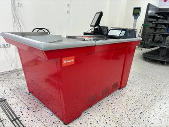 Срочно Кассовая зона, стеллажи, полки. Ниже по себестоимости.