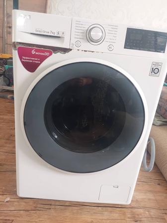 Продаю стиральную машинку