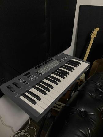 Миди клавиатура Novation FLkey 37