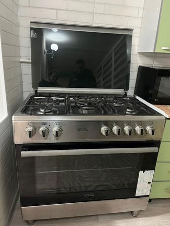 Продам плитку газовую с электрическим духовым шкафом в отличном состоянии