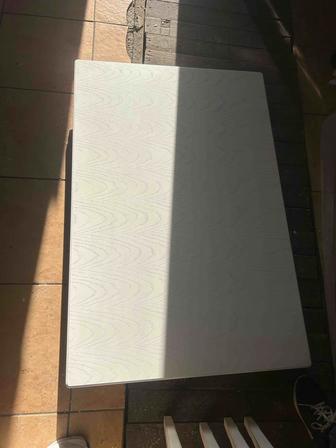 Продам стол