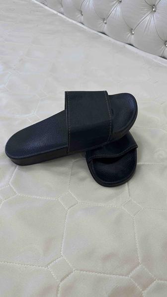 Продается тапочки новые