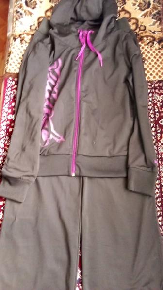 Спортивныи костюм