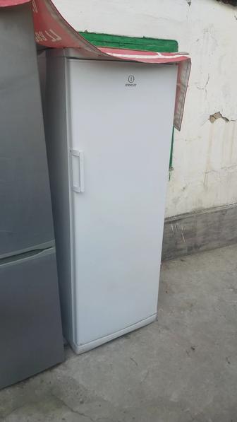 Продам Морозильник
