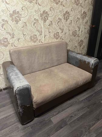 Продаю Диван