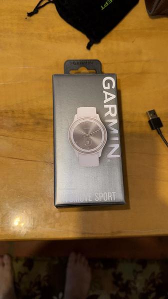 Продам часы Garmin