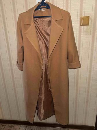 Продам женское пальто