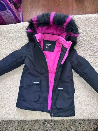 Продам детскую зимнюю куртку