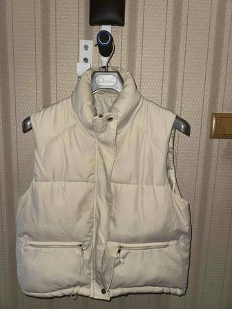 Женская Безрукавка