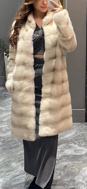 Продам шубу норковую