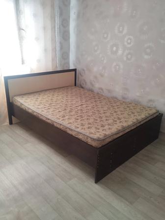Спальный гарнитур бу
