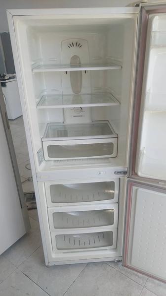 Продам холодильник LG NoFrost высота 1.65